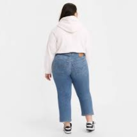 Levi's Wedgie Straight Fit A09770003 Button Fly Jeans NWT - Picture 2 of 14